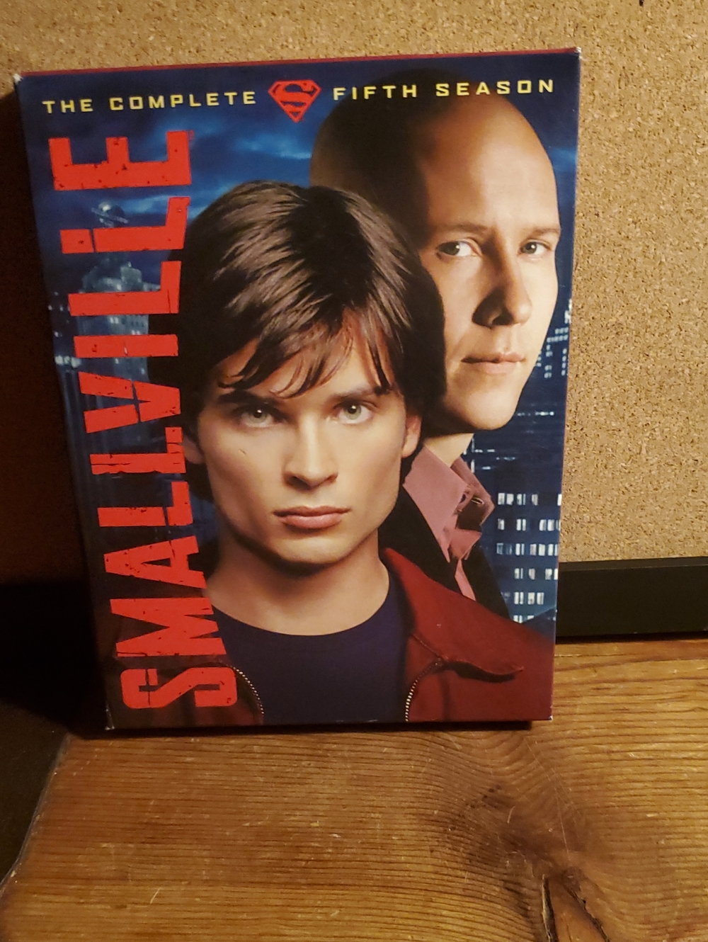 Smallville The Complete Fifth Season - Blue & Red Cover